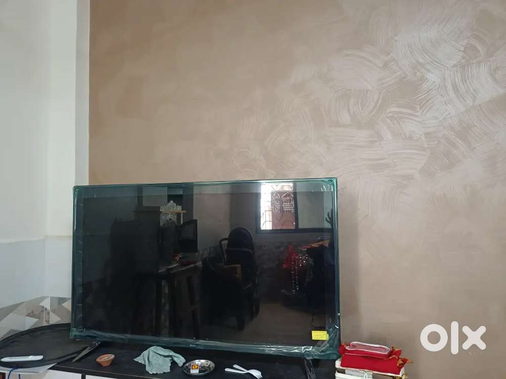 Redmi TV - 50 INCH ( VERY GOOD CONDITION)