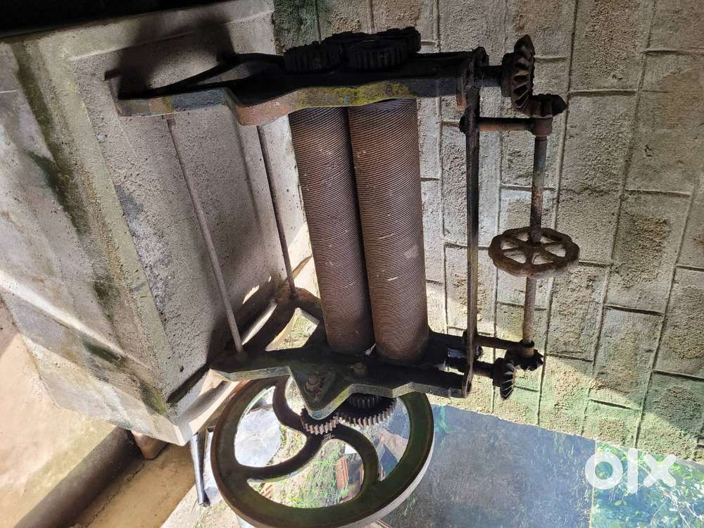 Hand operated Rubber roller machines