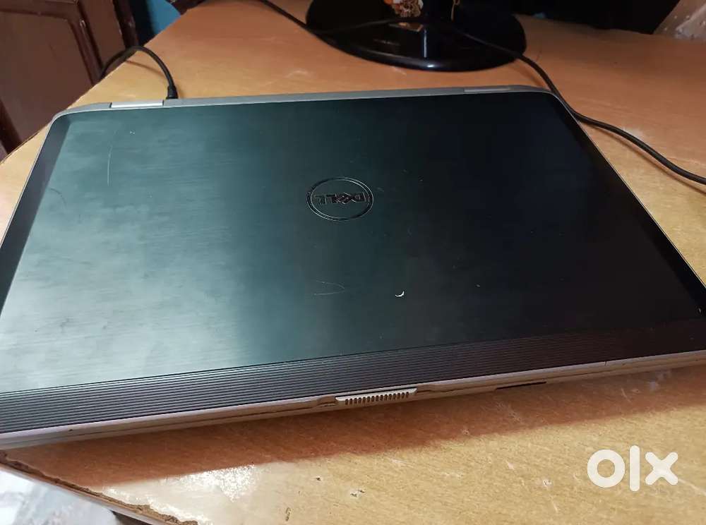 FINE CONDITION DELL 6520 (17 ) DISPLAY LAPTOP