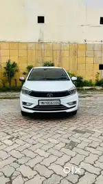 Tata Tiago 1.2 Revotron XT (O), 2023, Petrol