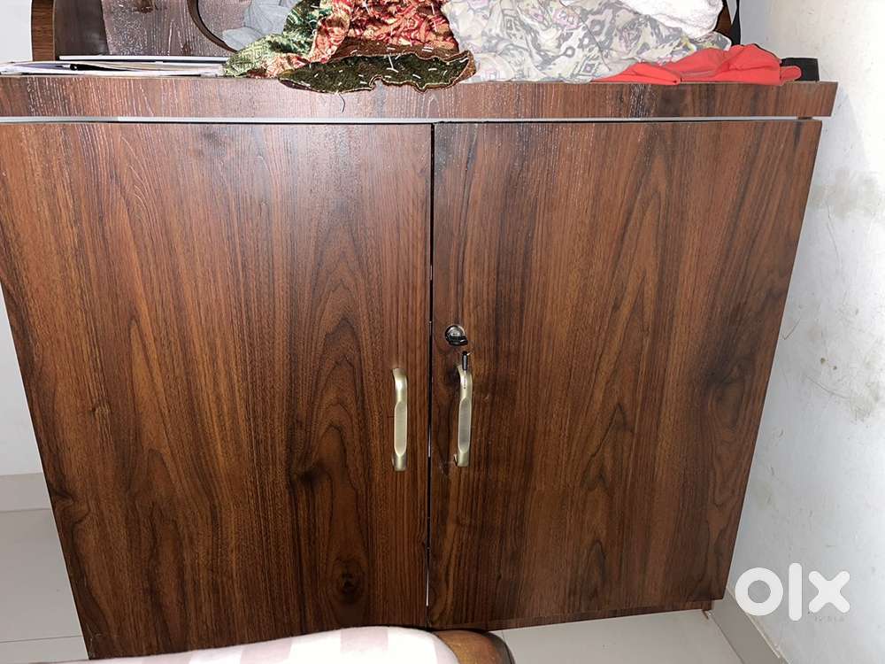 Vintage Soul, Modern Strength: Half Wardrobe in Textured Marine Ply