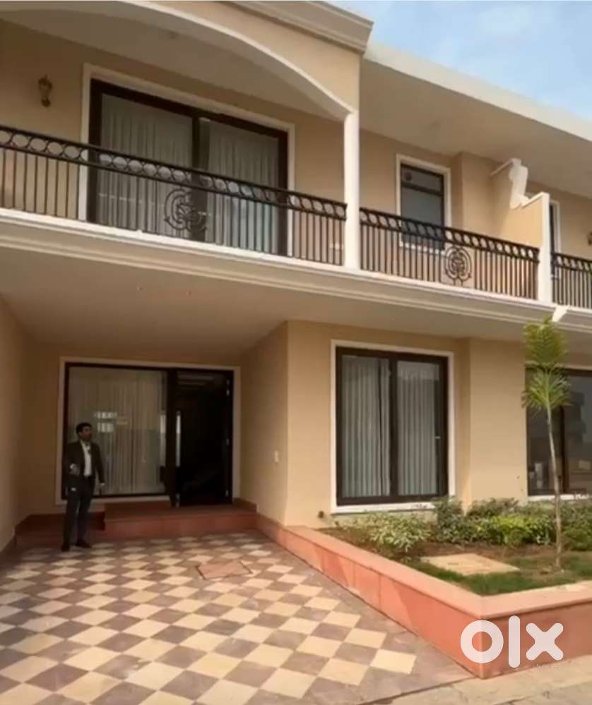 4 Bhk Luxury Villa Fully Furnished For Sale in Aerovista on Airport Ro