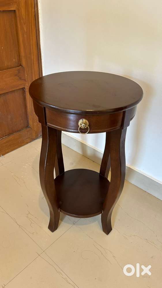 Corner side table , chest of drawer, coffee table, bedside table