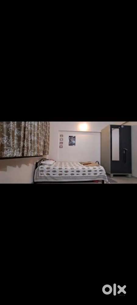 Flat on rent for gsingle occupant girl