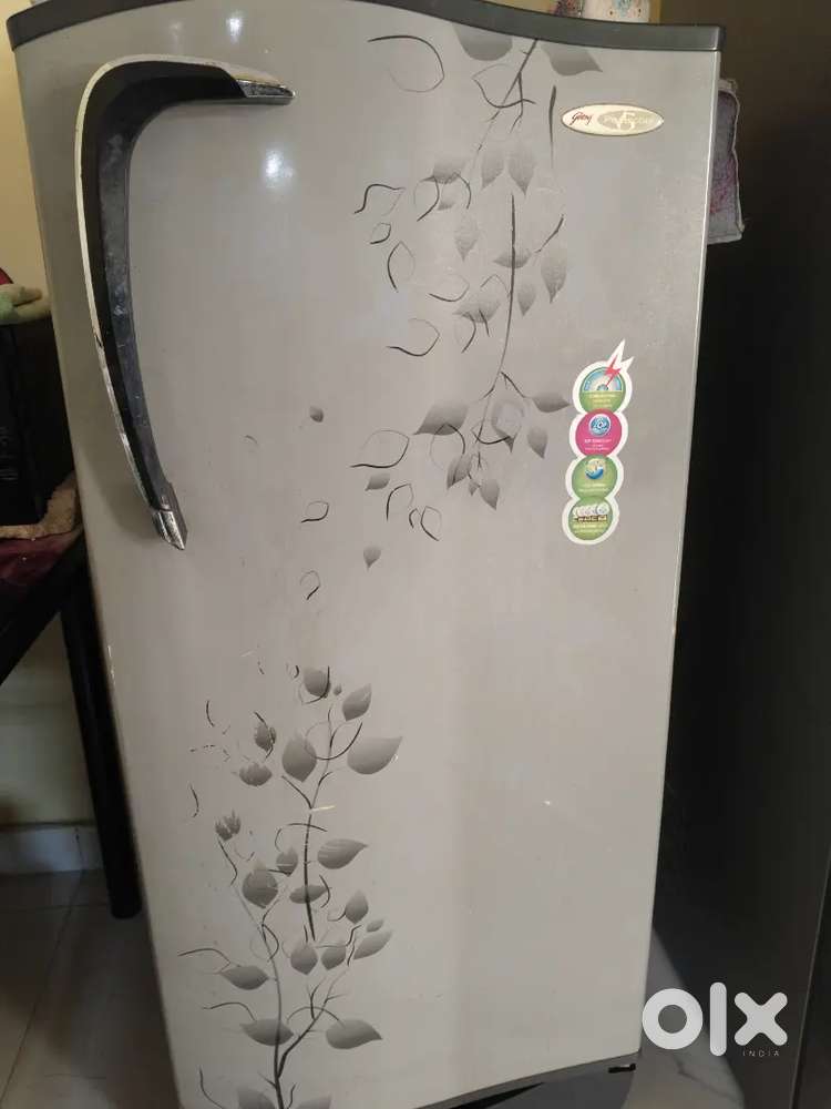 GODREJ SINGLE DOOR FRIDGE