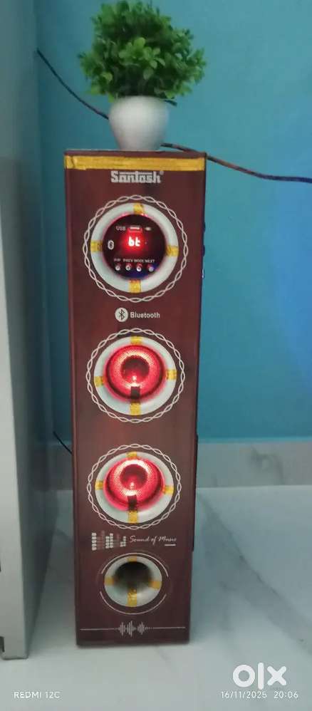 Very good condition, only 7 month old , Bluetooth, aux, USB available