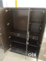 New brand wardrobe 3 Door wardrobe