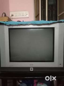21 inch flat television