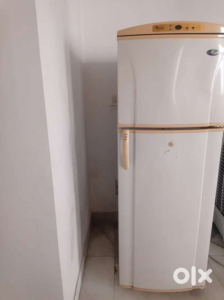 Whirlpool IceMagic Fridge