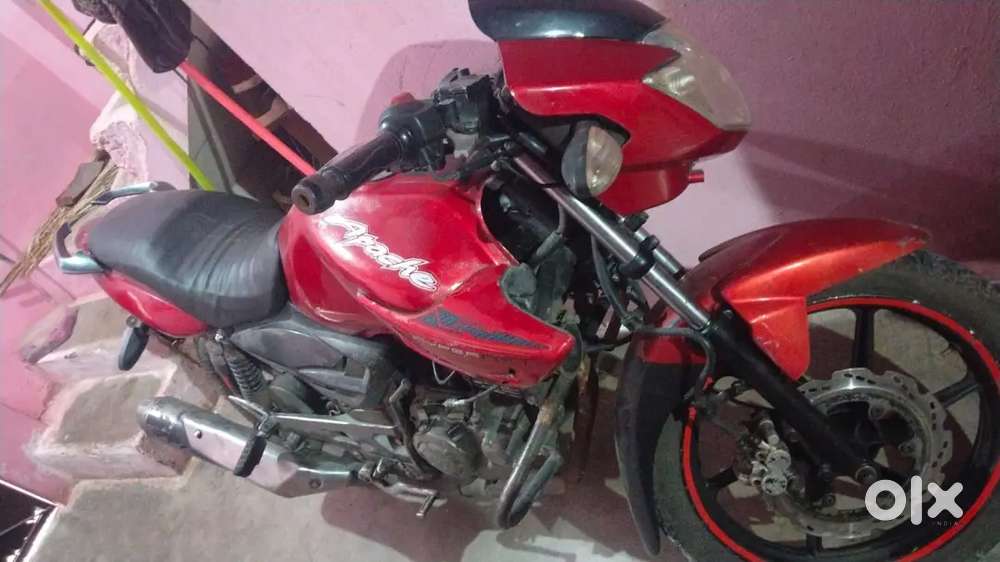 Bike bechna Hai Apache RTR 160