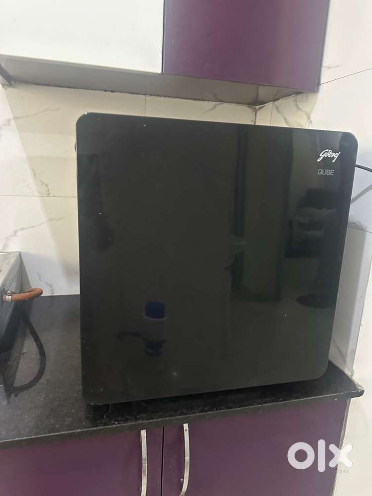 Godrej 30 L Direct Cool Single Door Refrigerator (Black, QUBE 30L