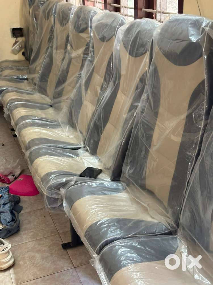 Tempo Traveller Seat