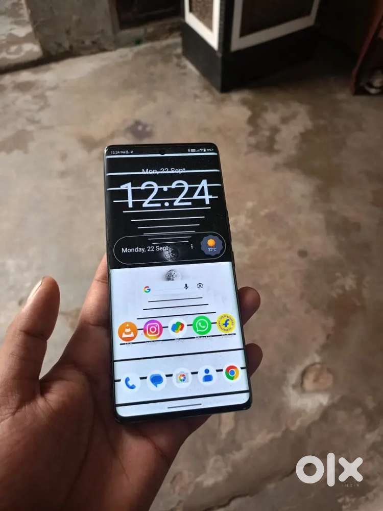 Lava Agni 2 curve display 5g 8GB ROM 256GB STORAGE