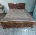 Queen size cot / bed for sale