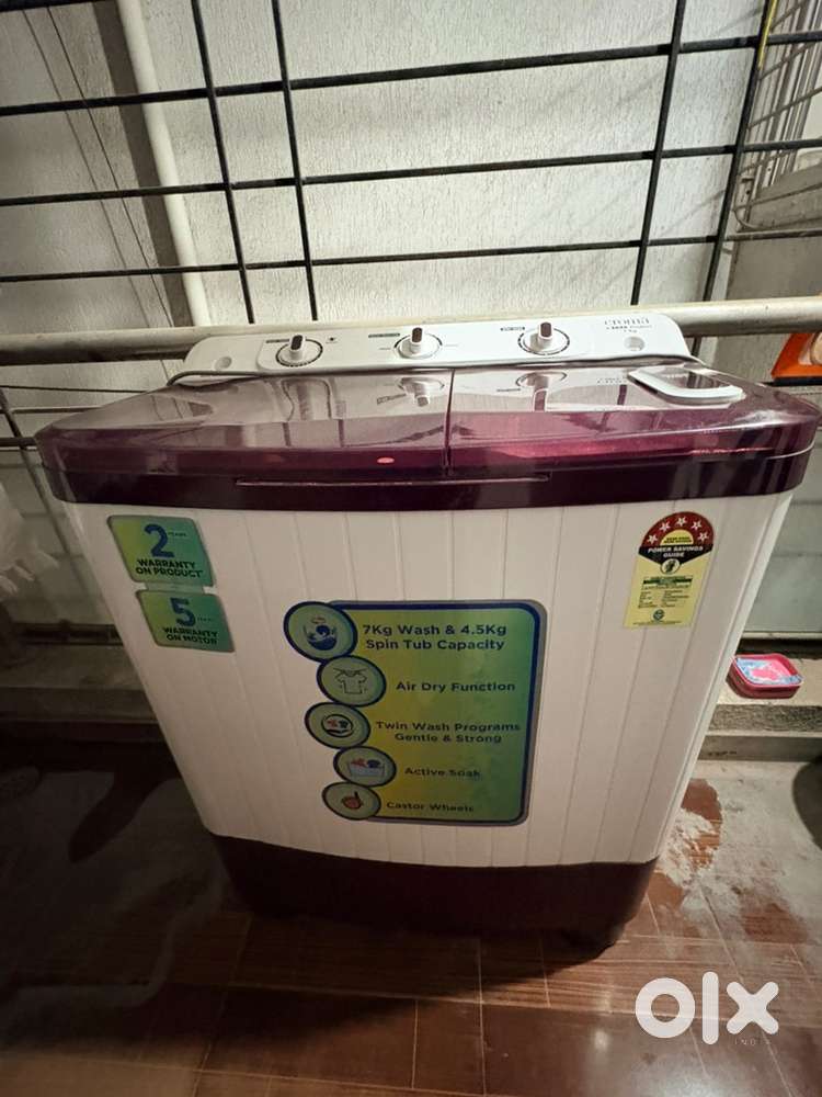 Washing machine in excellent condition for sale