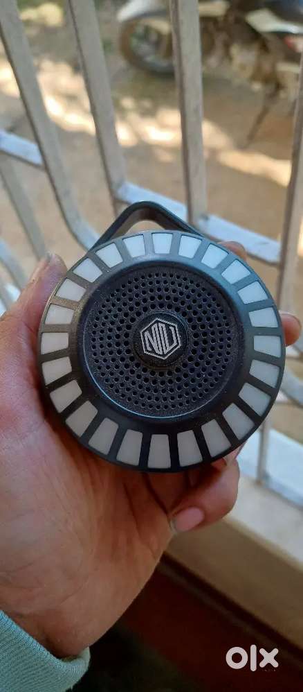 Bluetooth speaker
