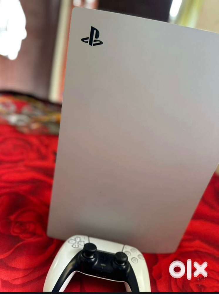 Ps5 digital edition new condition with box and all accessories