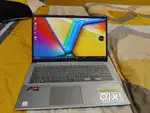 Asus Vivobook Go 15 OLED display