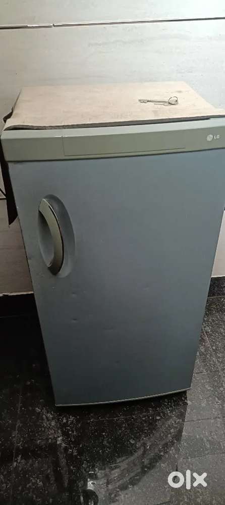 Lg Fridge single door