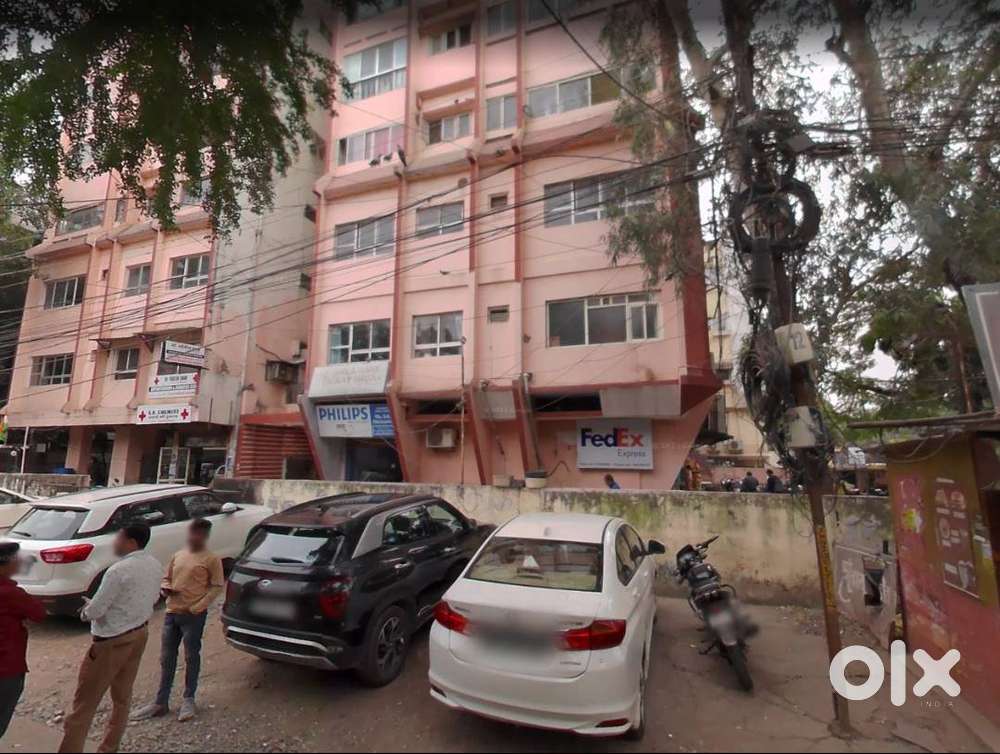 2 Bedroom flat for Rent on Yashwant Niwas Road near SGSITS