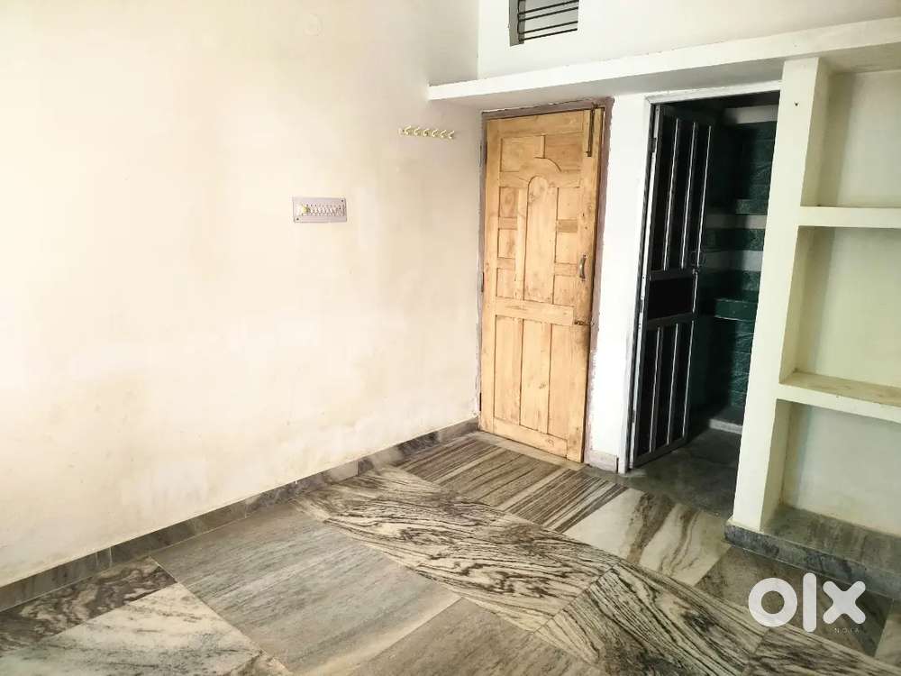 1 room 1 kitchen and 1 bathroom hai