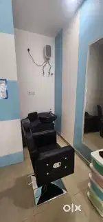 Mens Salon for Sale