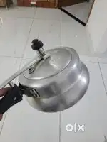 Pressure cooker