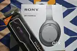 Sony WH-1000XM3 Premium Wireless Headphones + Free Selfie Stick