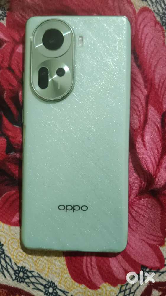 OPPO Reno 11 8 256 1 year old ekdum new condition phone
