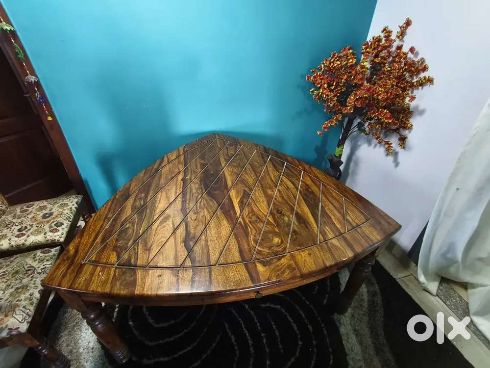 Dinning Table