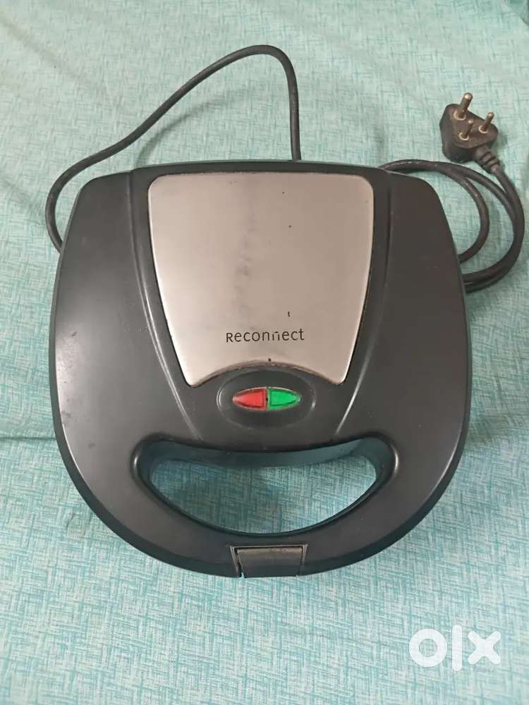 Reconnect Sandwich Maker + Radius water heater