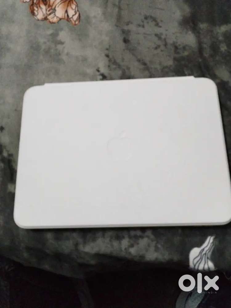 Apple Ipad - A16 10 for Sale with Sim Card feature