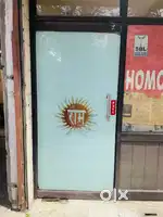 Taffen glass door