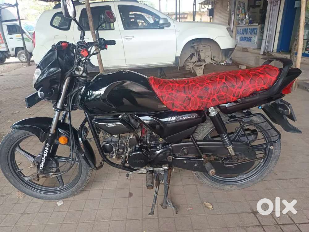 Showroom candition Lone faiseleti available