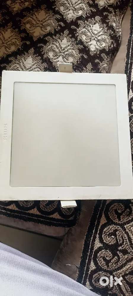 Philipsh LED pop lighat 6 inch 15 what 4 pis