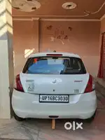 Maruti Suzuki Swift 2015 Petrol 70000 Km Driven