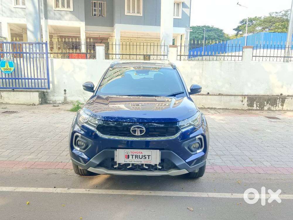 Tata Nexon AMT XZA PLUS, 2023, Petrol