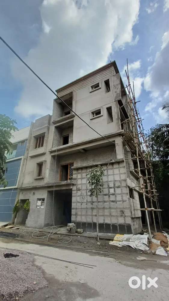 4bhk luxurious Duplex House for Sale with lift available