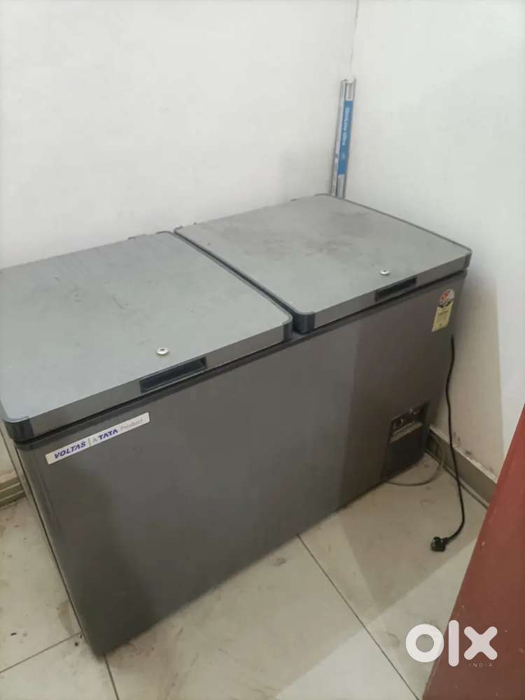 Double door Deep freezer