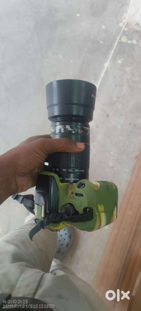 Canon 1300 D 55-250 lens