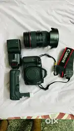 Canon camera  5d markIV with lens & flash