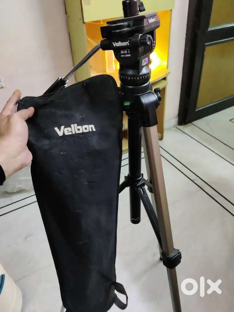 VELBON686 TRIPOD STAND *3300Rs*  20 LT MAYUR JUG *700Rs*