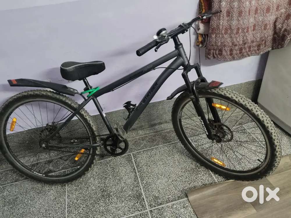 This cycle is only 3 months old. Condition is very good.