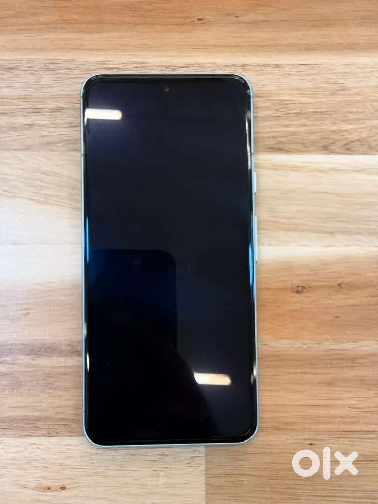 Just 1 year old google pixel 8