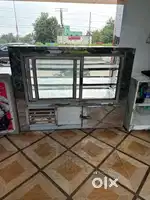 Showcase freezer