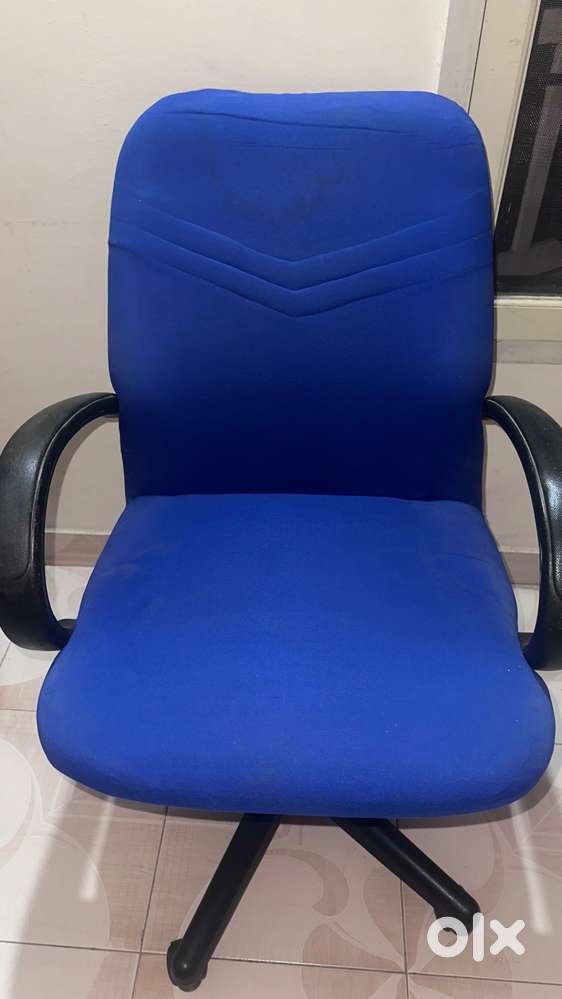 Office Chair (Blue)