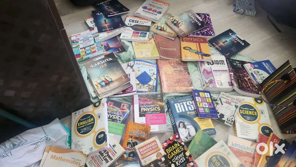 Books of 11th , 12th (PCM).BITS prep ,JEE prep allen,mphysics wallah
