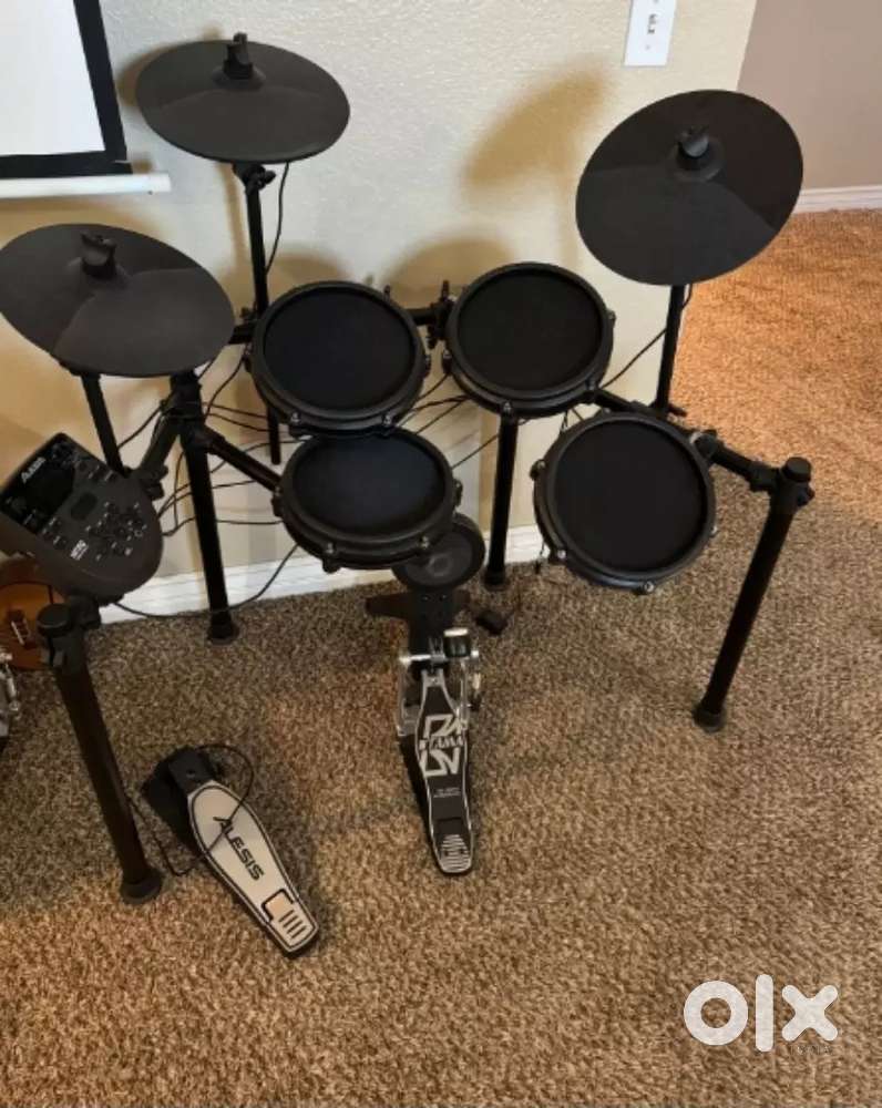 Drum Set alesis nitro mesh kit