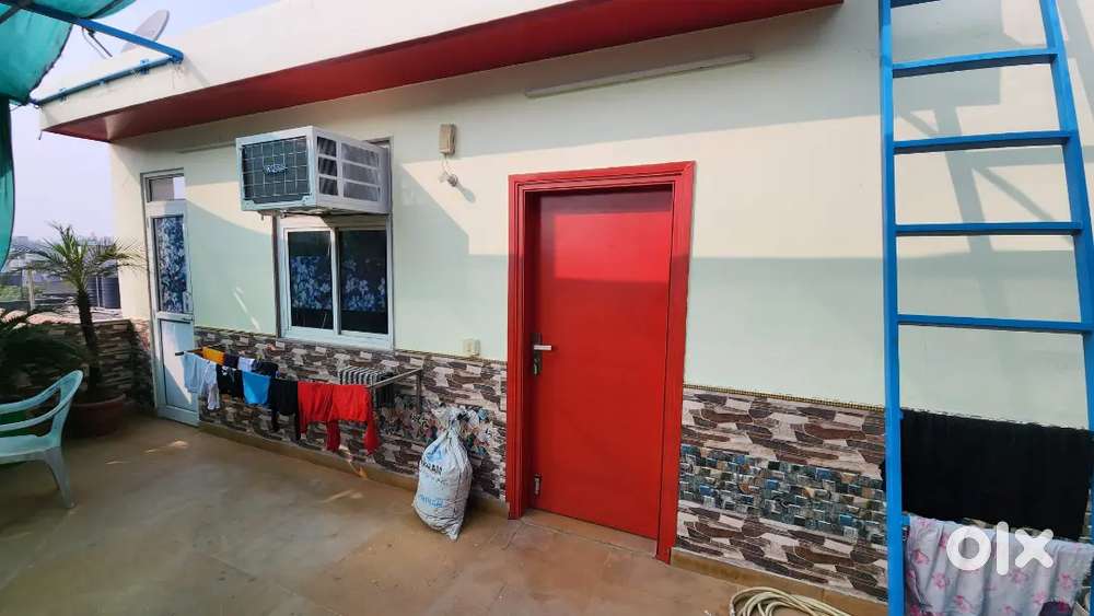 Independent Room with attached Kitchen & Bathroom on 4th Floor