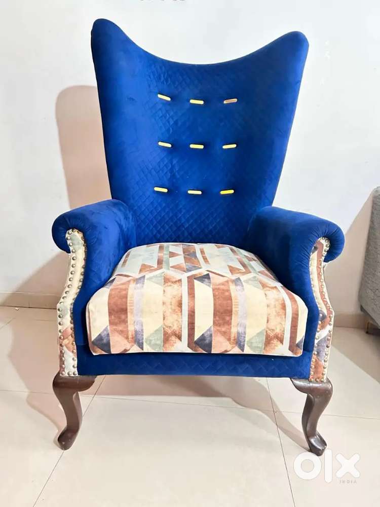High back chair